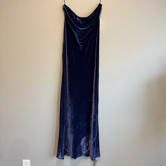 Reformation Sylvania Velvet Dress Maxi Elegant Strapless XL - Picture 2 of 7